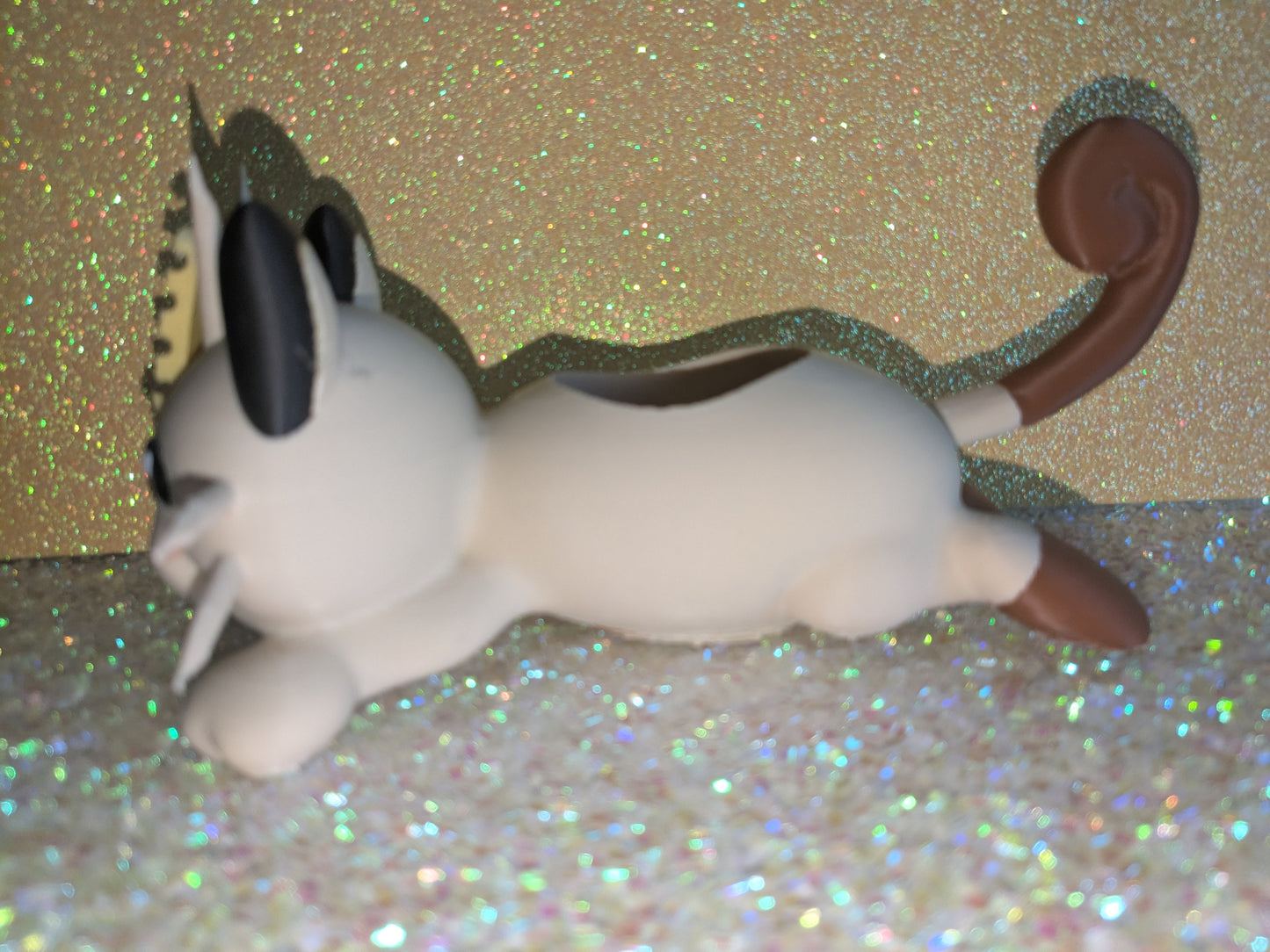 Lucky Cat Dice Holder Figurine
