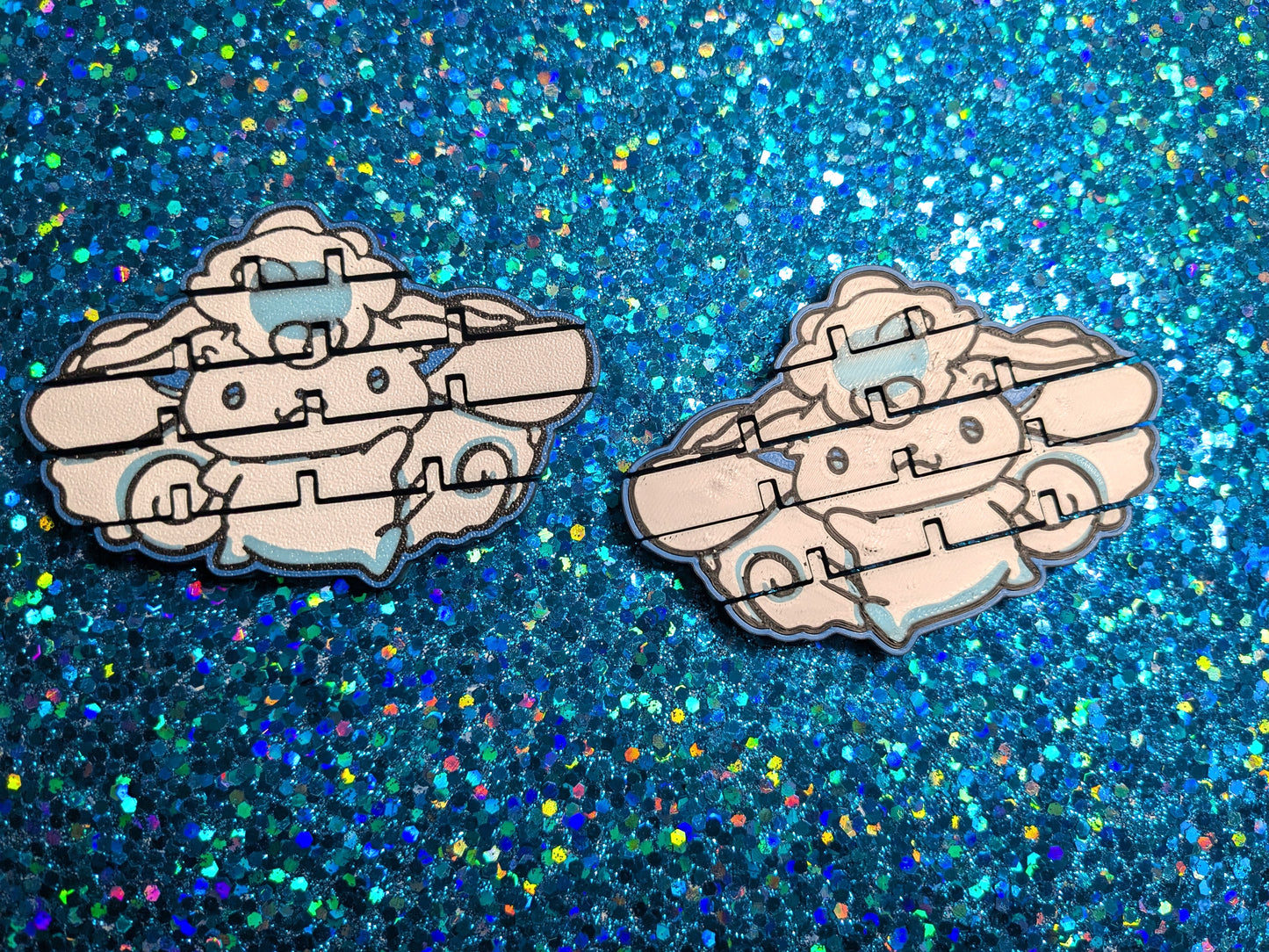 Snowy Fox x Cinnamon Roll Fidget Toy